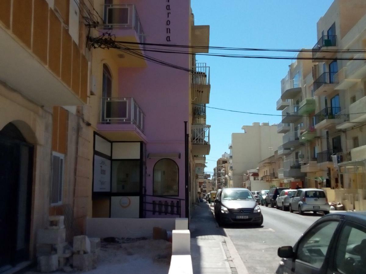 Tarona Guesthouse St. Paul's Bay Exteriör bild